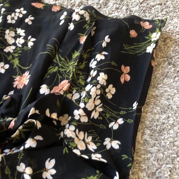 ✨ SALE✨ EUC Reformation Twilight Dress - Sagittarius - Picture 6 of 8